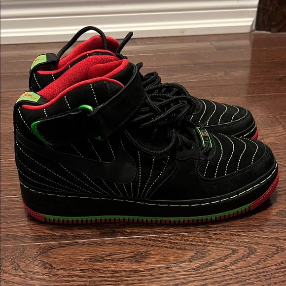 Jordan 1’s - Picture 1 of 7